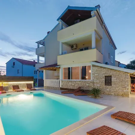 2 Bedroom Awesome In Biograd Biograd Na Moru