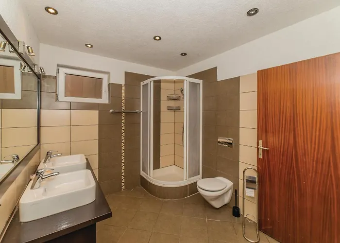 Portorusa V Biograd Na Moru